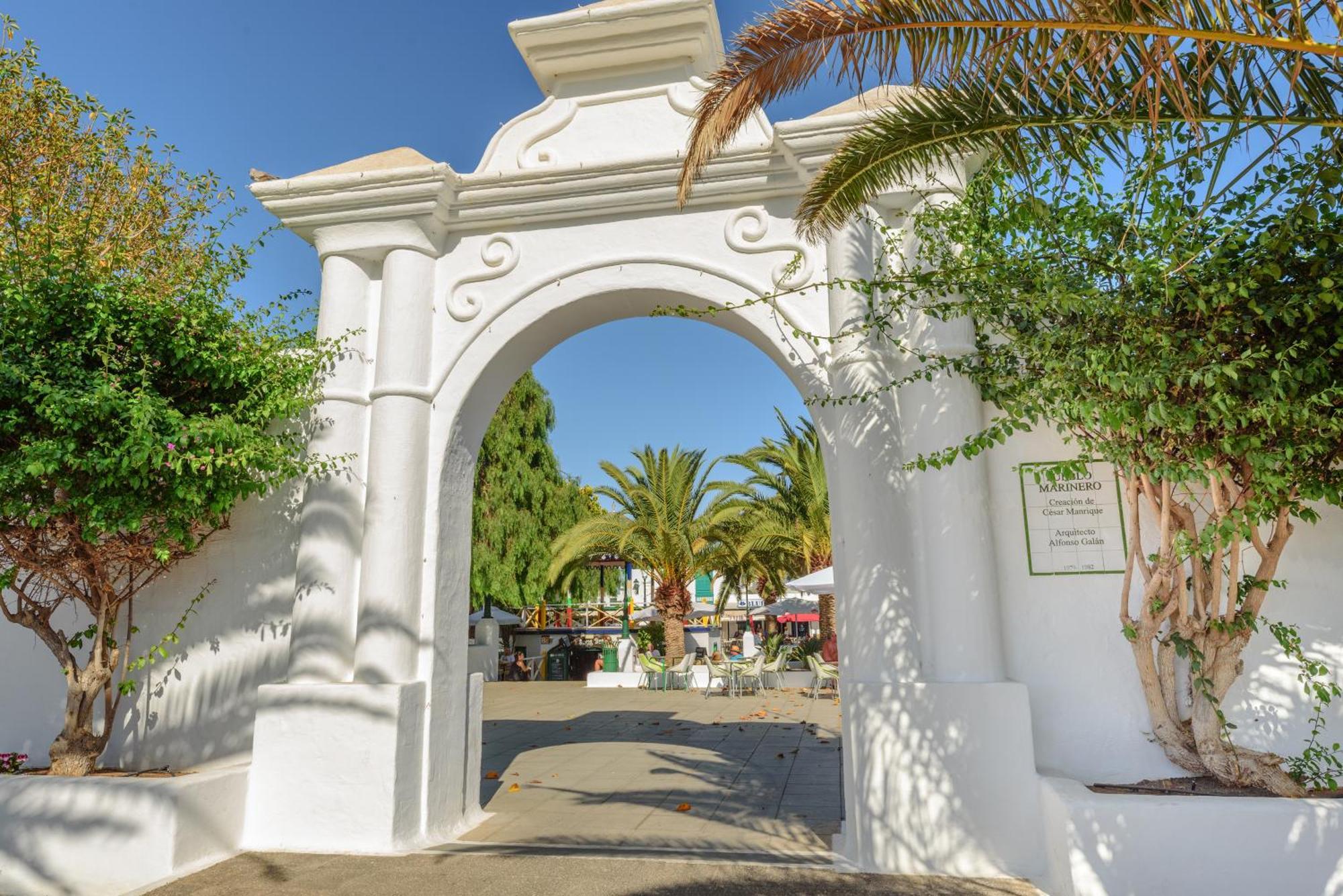 Lanzahost Casa Sunny Seafront Villa Costa Teguise Exterior foto